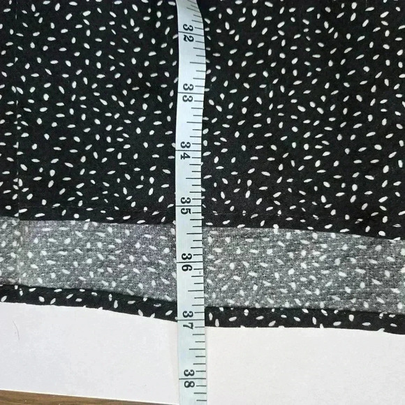 Black and white speckled patterned dress size XS/small - Picture 9 of 10